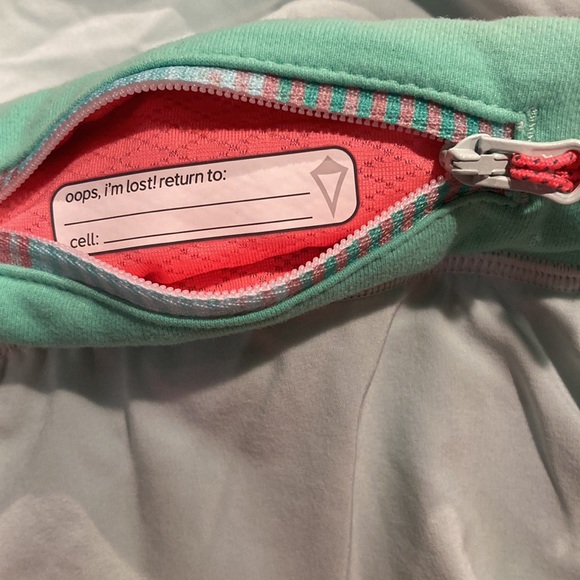 🍋🍋Ivivva Lululemon Skirt🍋🍋Adult size 4 Girls 12 - Picture 5 of 9